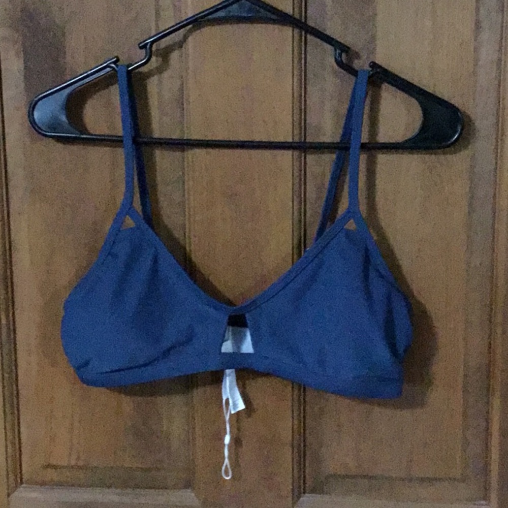 Swim suit never worn
